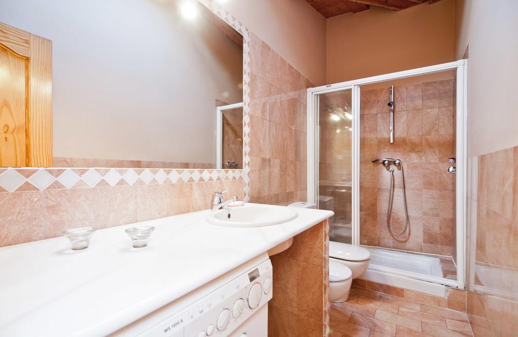 Puerta Del Sol VI Apartment Madrid Bilik gambar