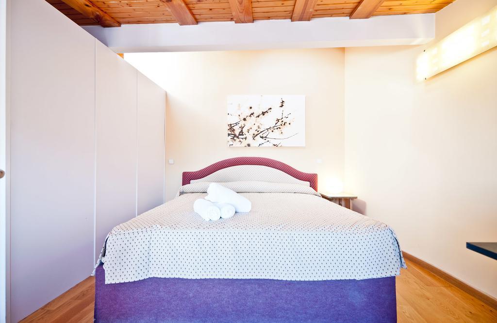 Puerta Del Sol VI Apartment Madrid Luaran gambar
